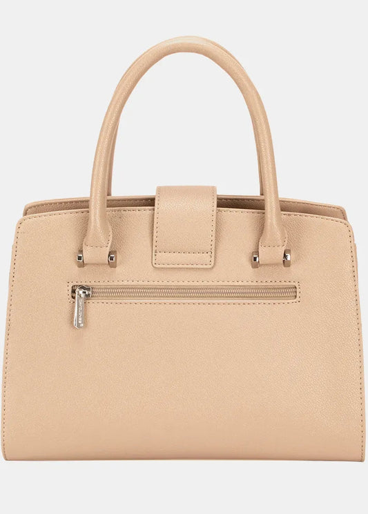 2da586b4-168c-476f-969f-21d52722756c-Max