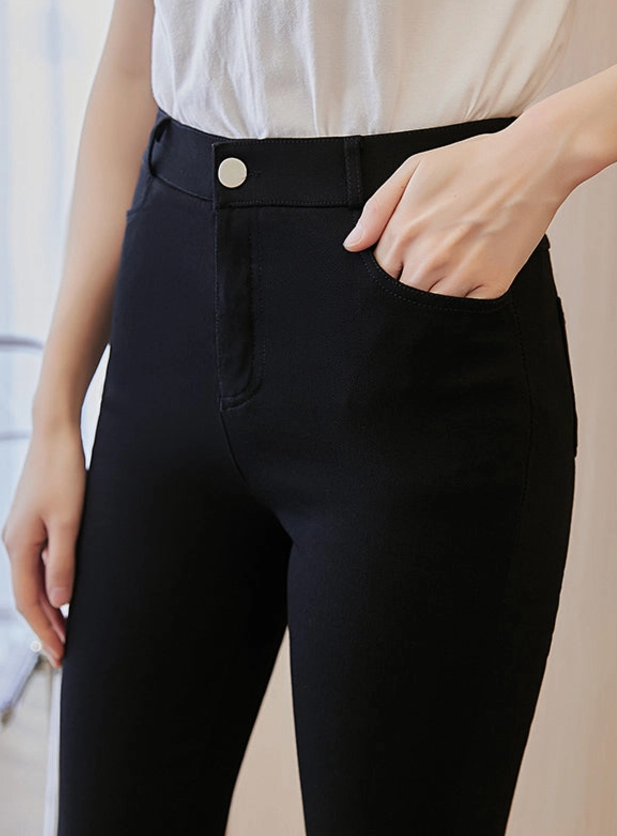Black Skinny Flared Super Stretch Cropped Pants