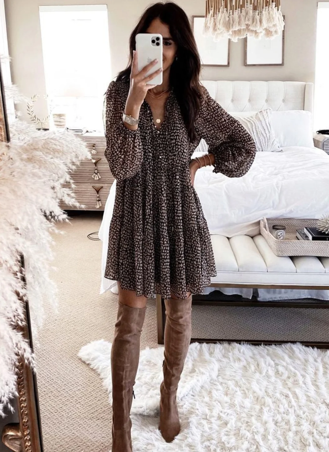 Long Sleeves Loose Buttoned Leopard Pleated V-Neck Mini Dresses
