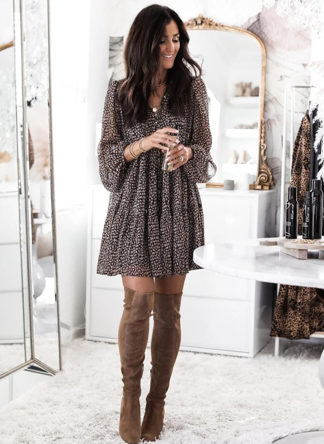 Long Sleeves Loose Buttoned Leopard Pleated V-Neck Mini Dresses