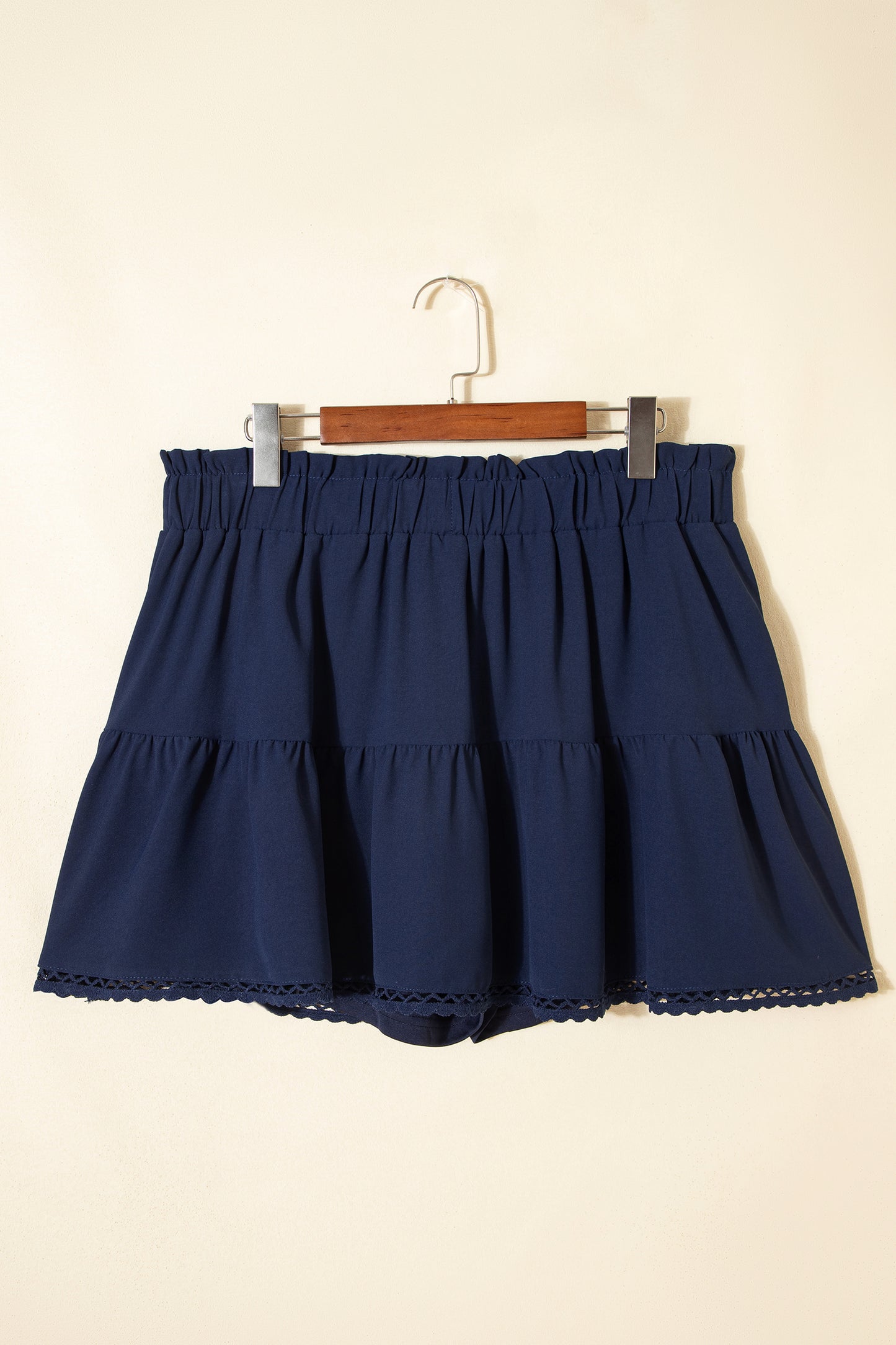 Plus Size Frilled Elastic Waist Lace Trim Boho Ruffled Shorts