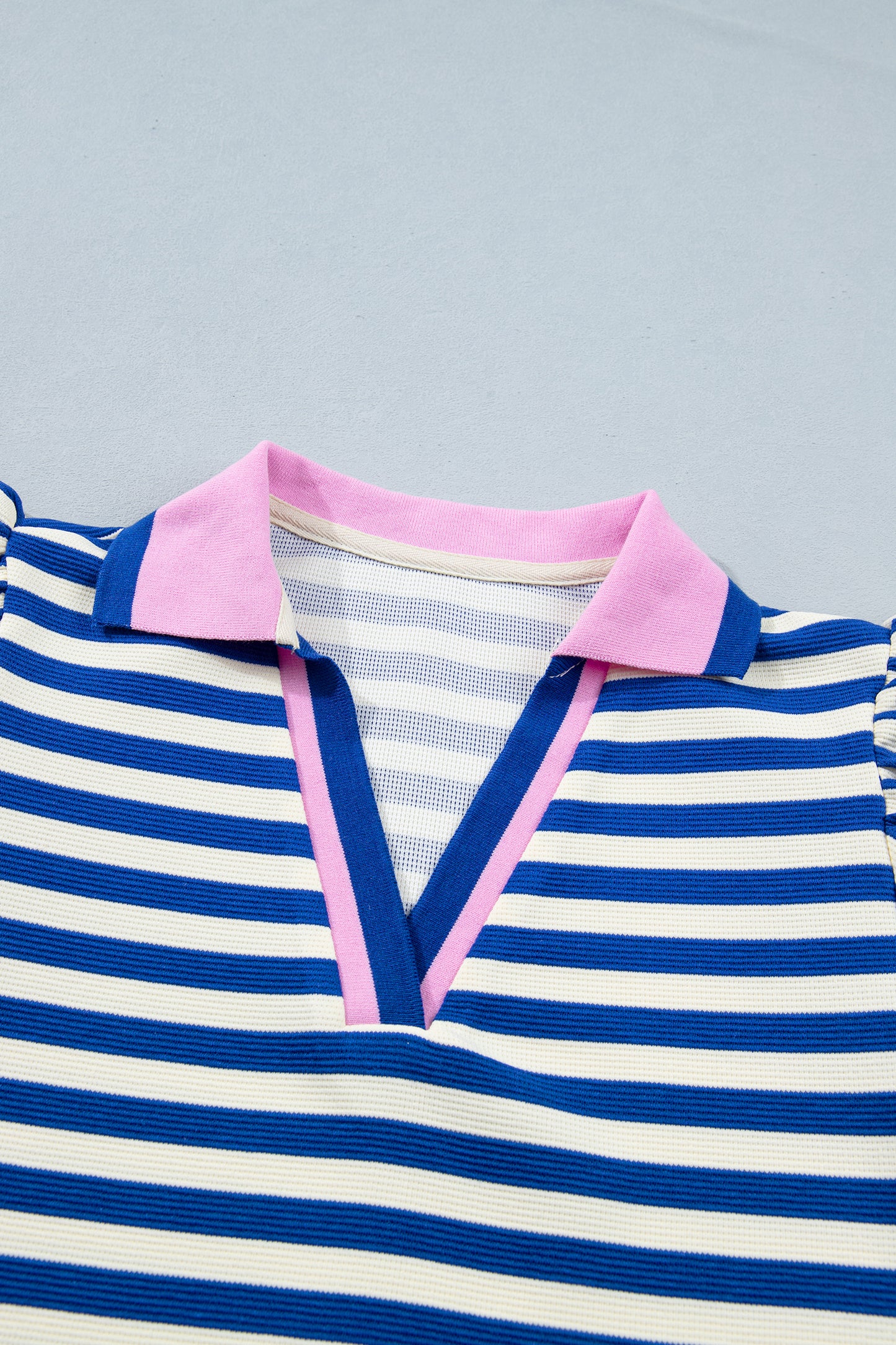 Contrast Trim Polo Collar Ruffled Short Sleeve Blouse