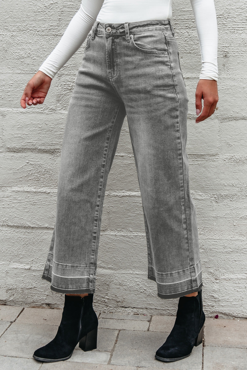 Raw Hem Straight Leg Loose High Waist Jeans