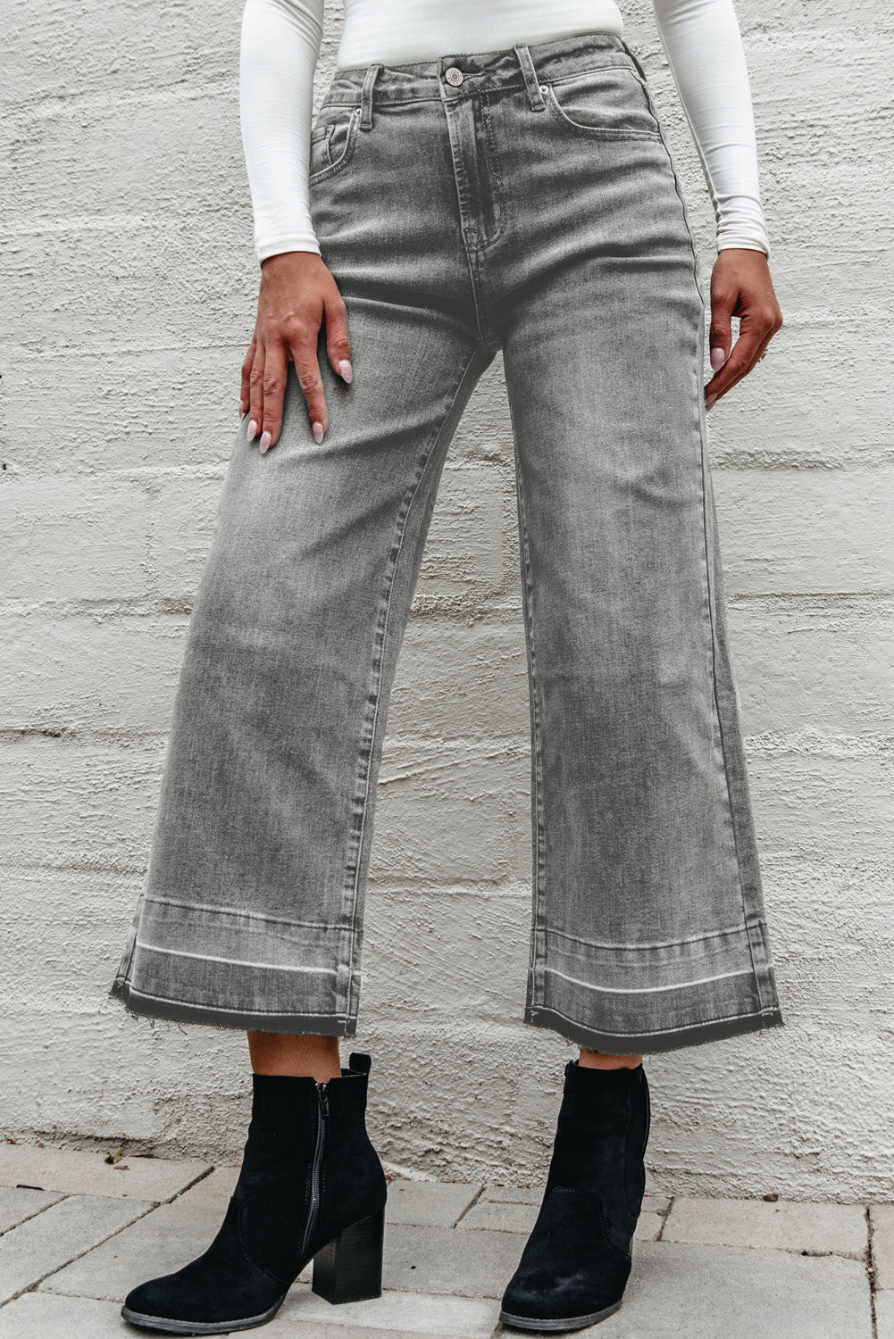 Raw Hem Straight Leg Loose High Waist Jeans