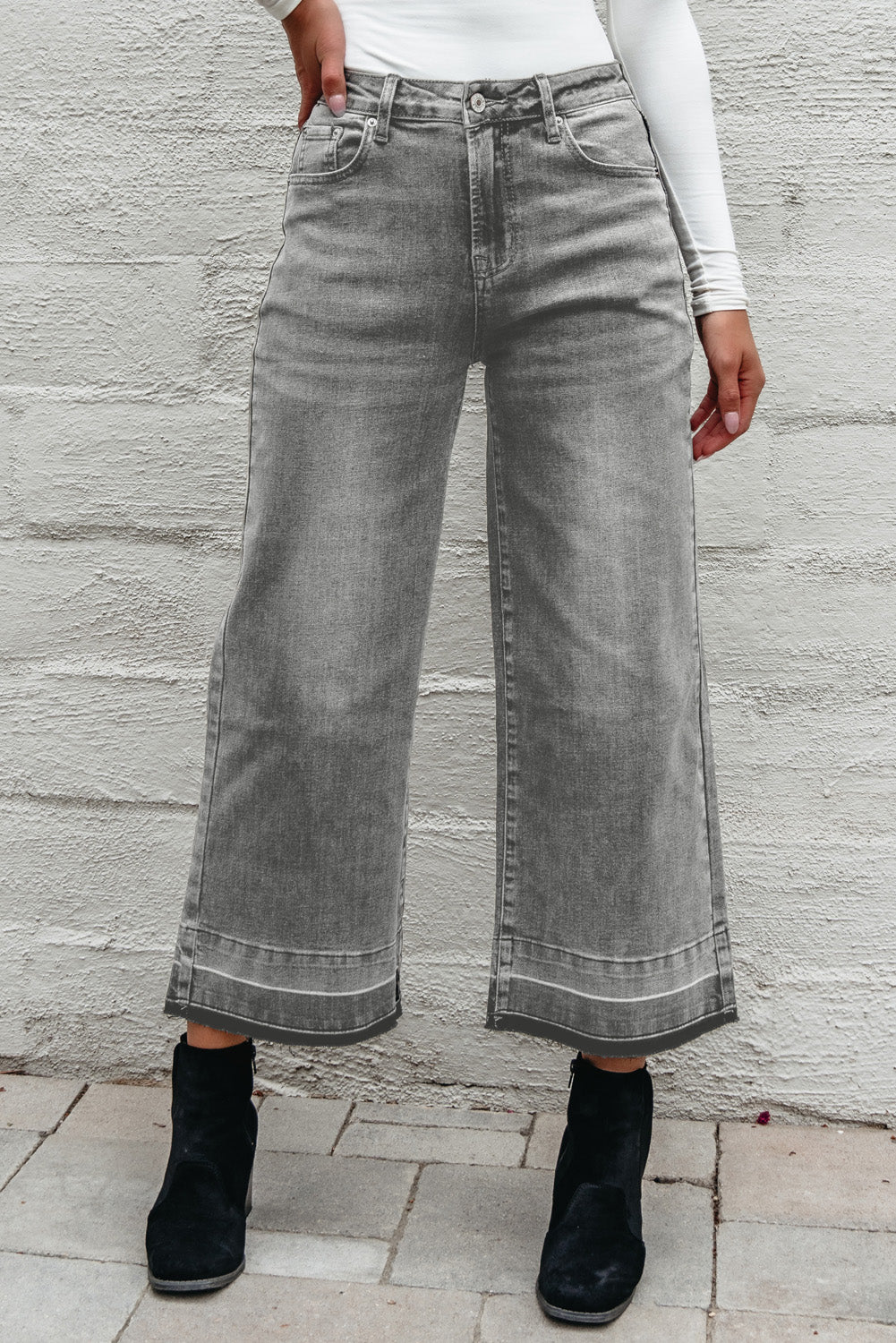 Raw Hem Straight Leg Loose High Waist Jeans